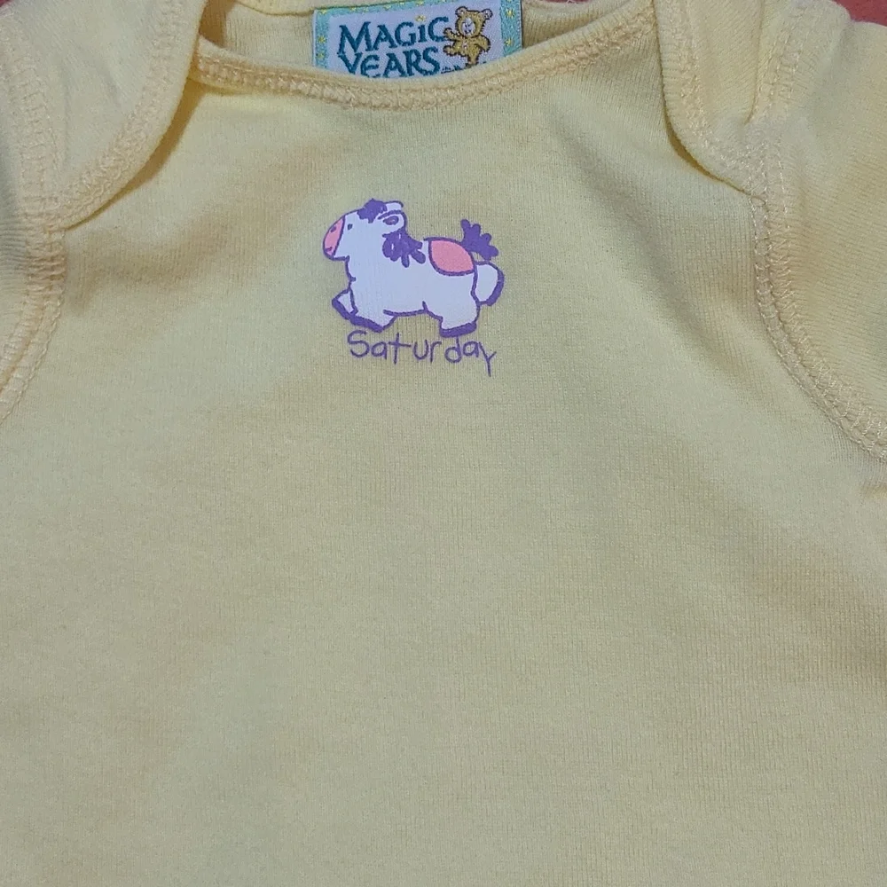 Baby Shirts With One Bib. - Picture 7 of 10